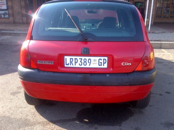 Renault clio non running car for scrap for sale Cars for Sale